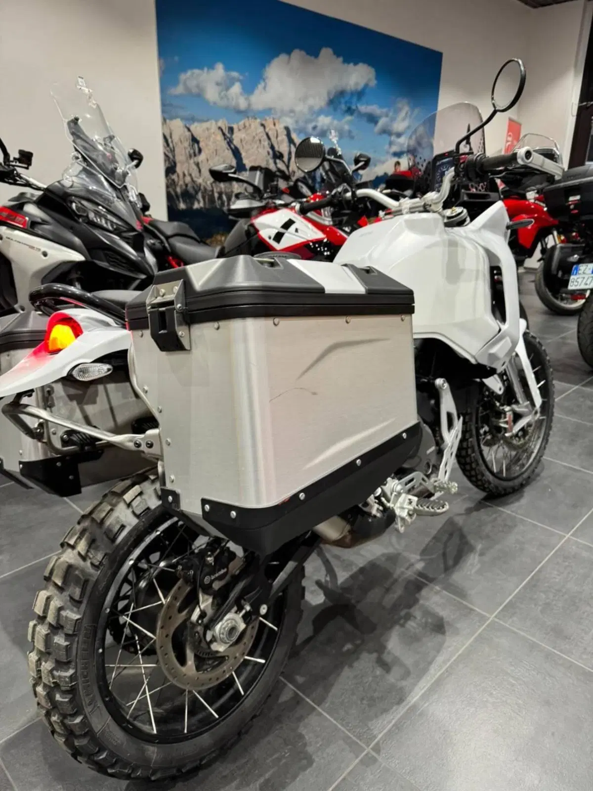 Ducati DesertX (2022 - 25) (4)