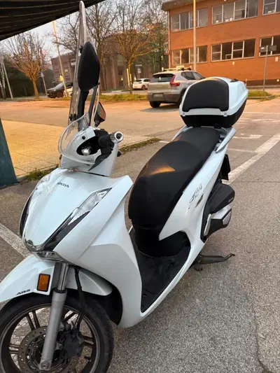 Honda SH 350 (2021 - 24) usata