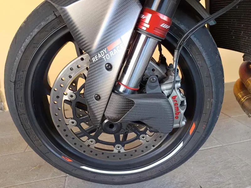 KTM 1290 Super Duke RR (2023) (7)