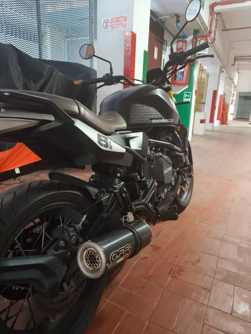 Moto Morini SEIEMMEZZO SCR (2022 - 26) (3)