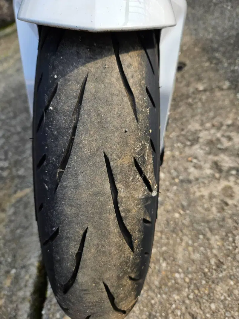 Bmw F 900 R (2021 - 24) (4)