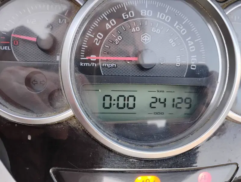 Piaggio Mp3 300 ie Yourban ERL (2011 - 17) (2)