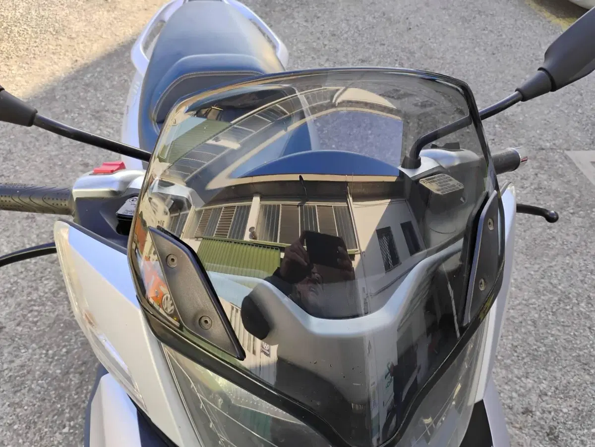 Piaggio Mp3 300 ie Yourban ERL (2011 - 17) (5)