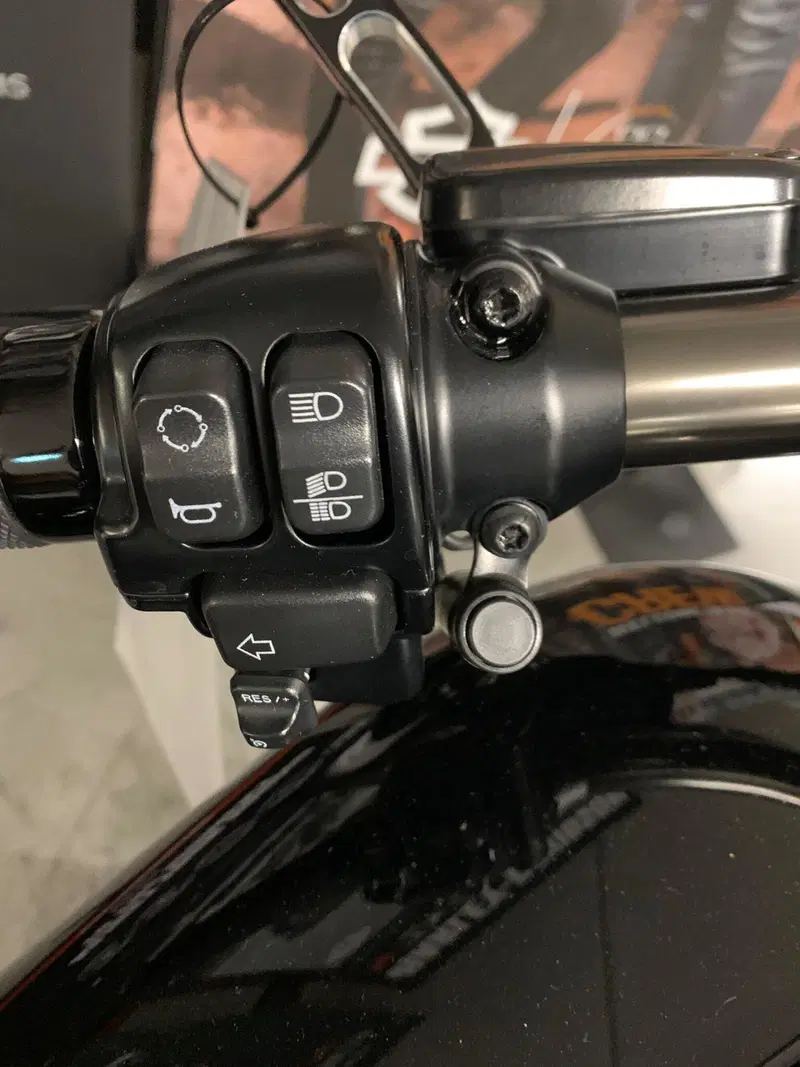Harley-Davidson 1800 Breakout Pro Street (2016 - 17) - FXSBSE (10)