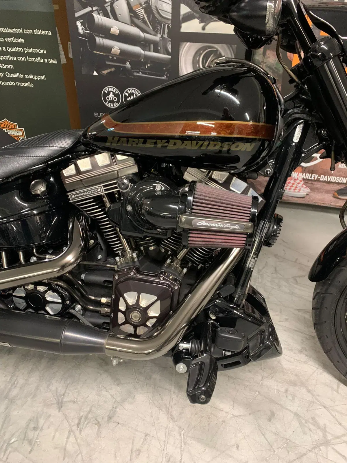 Harley-Davidson 1800 Breakout Pro Street (2016 - 17) - FXSBSE (4)