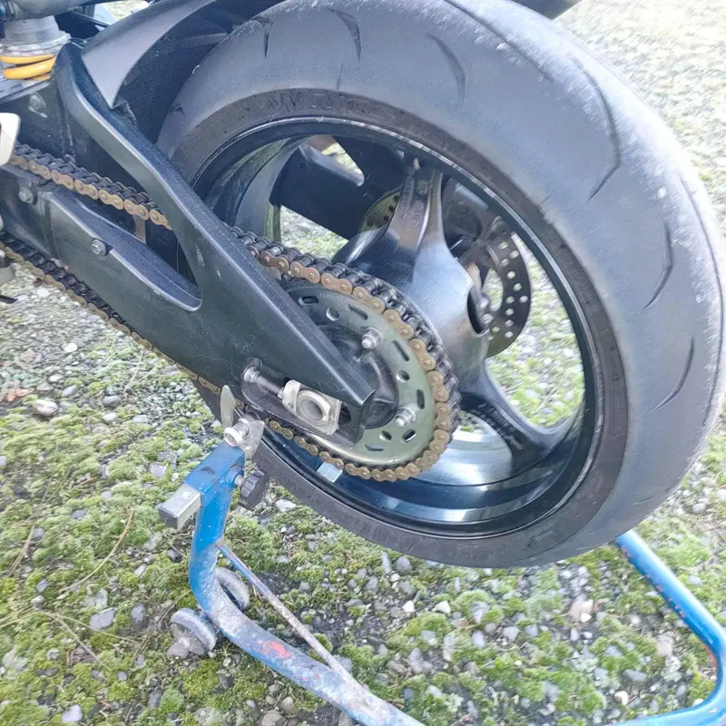 Suzuki GSX-R1000 (2009 - 11) (5)