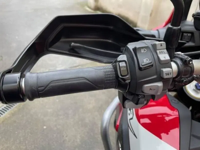 Honda Africa Twin CRF 1000L DCT ABS Travel Edition (2016 - 17) (5)