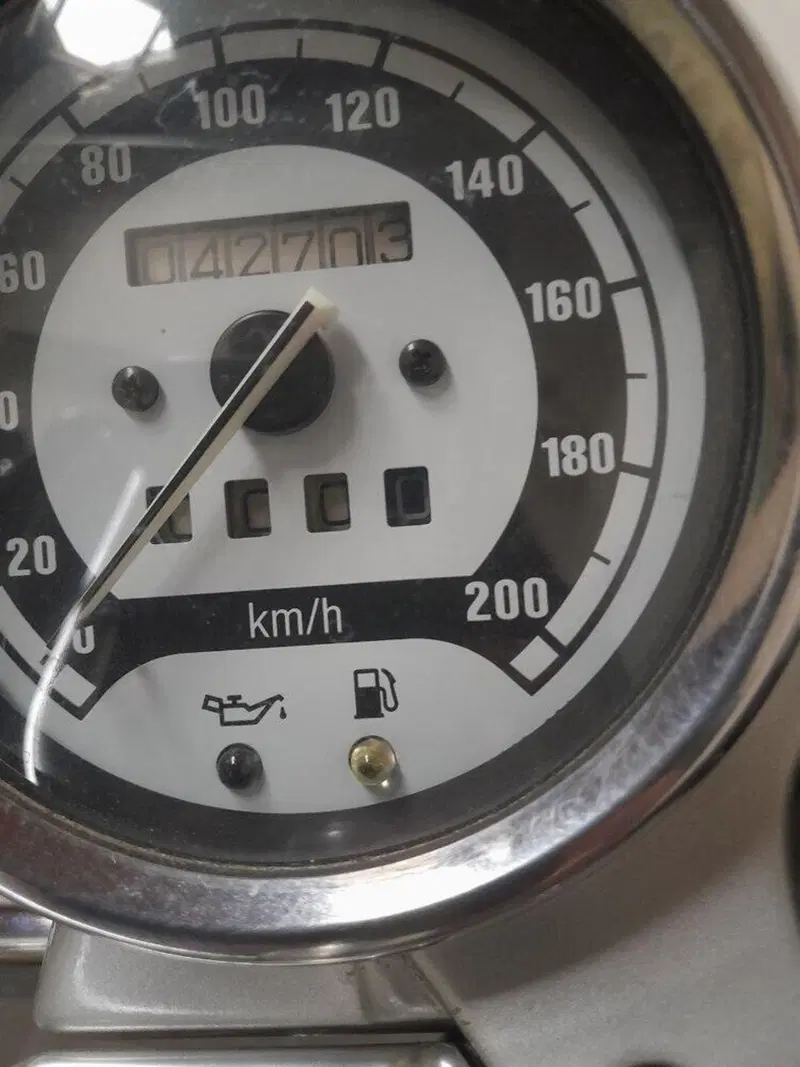 Bmw R 1200 C Classic (5)