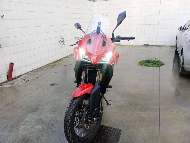 Moto Morini X-Cape 650 Gold Wheels Edition (2022 - 26)