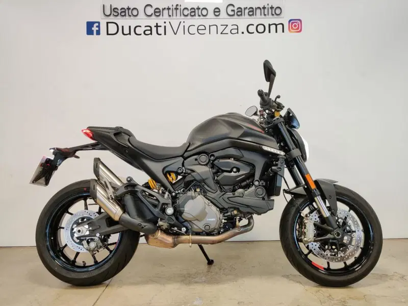 Ducati Monster 937 + (2021 - 25)
