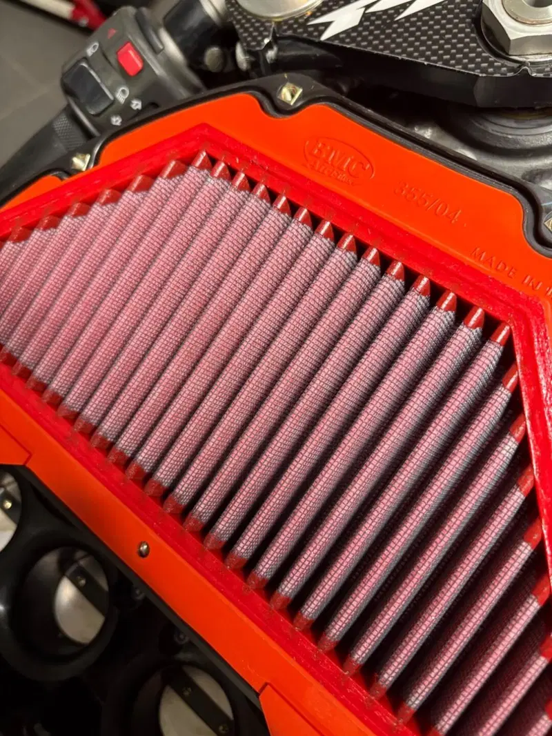 Yamaha YZF R1 (2006 - 07) (10)