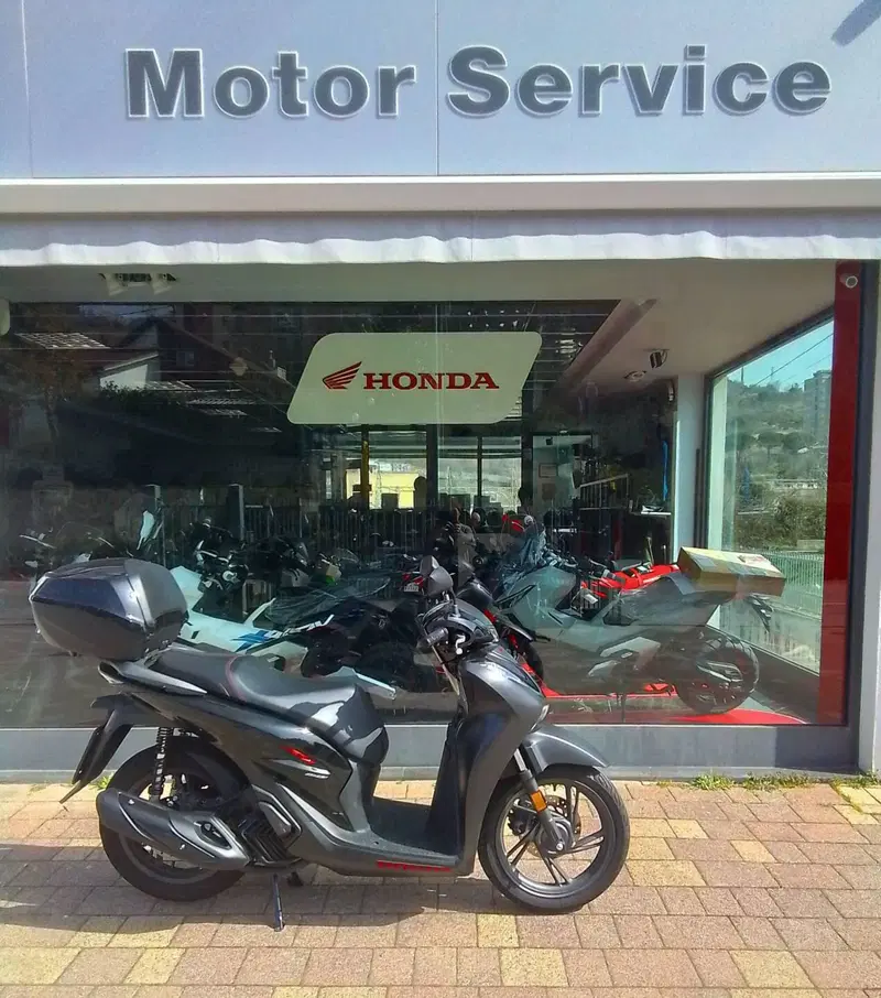 Honda SH 150i (2024 - 25) (11)