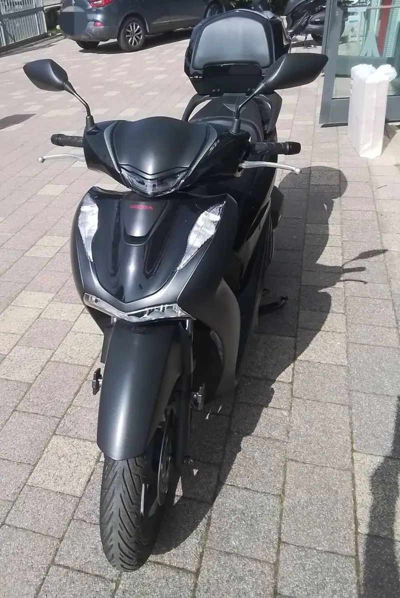 Honda SH 150i (2024 - 25) (17)