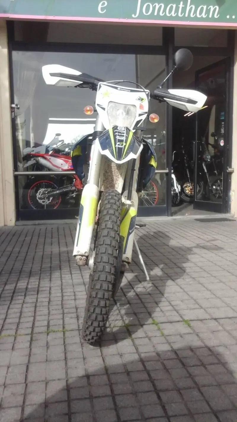 Husqvarna FE 250 (2016) (3)