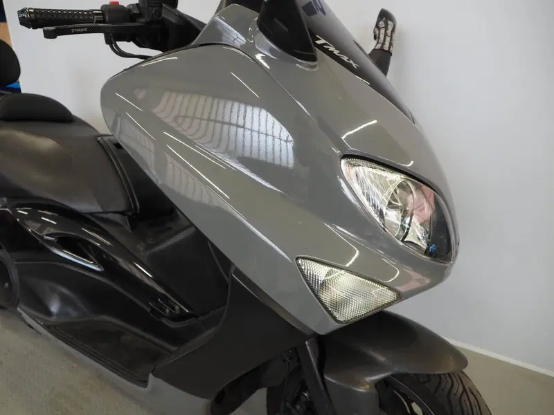 Yamaha T-Max 500 (2004 - 07) (3)