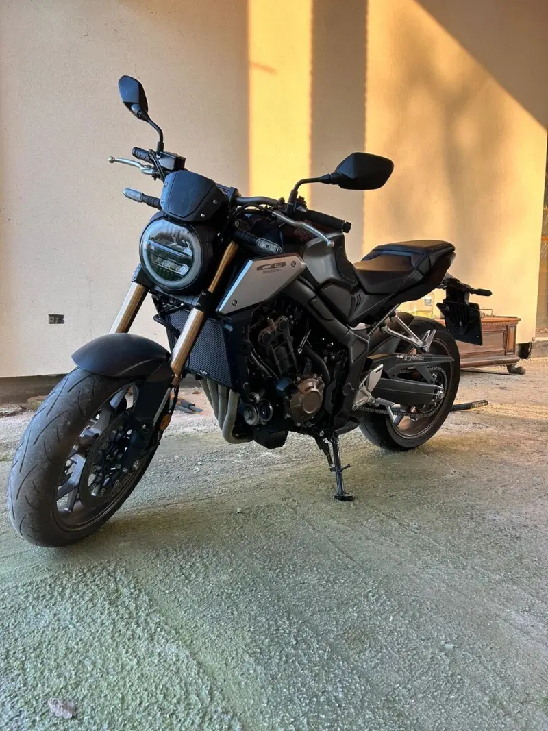 Honda CB 650 R (2021 - 23) (4)