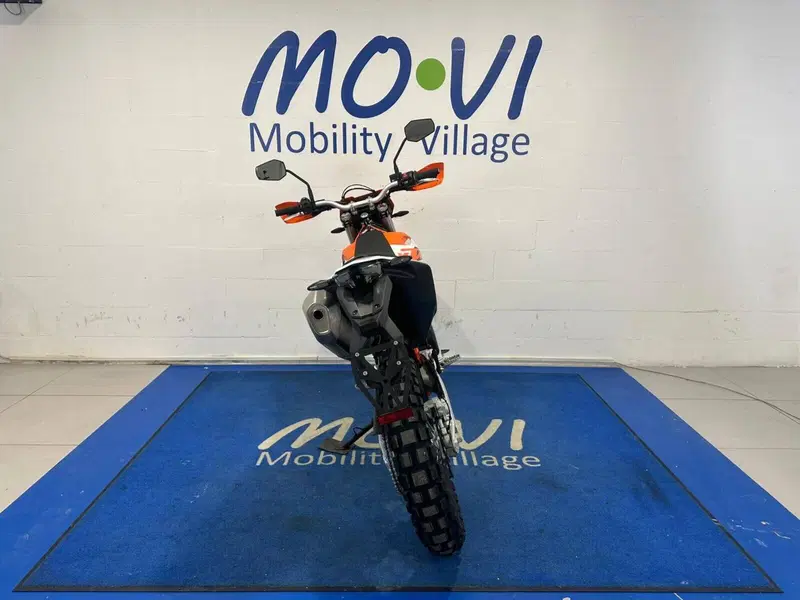 KTM 690 Enduro R (2026) (3)