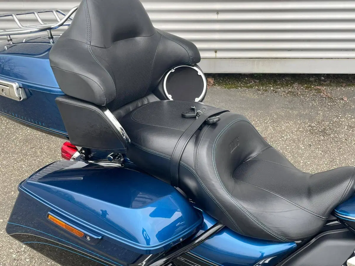 Harley-Davidson 107 Electra Glide Ultra Limited (2017 - 18) - FLHTK (9)