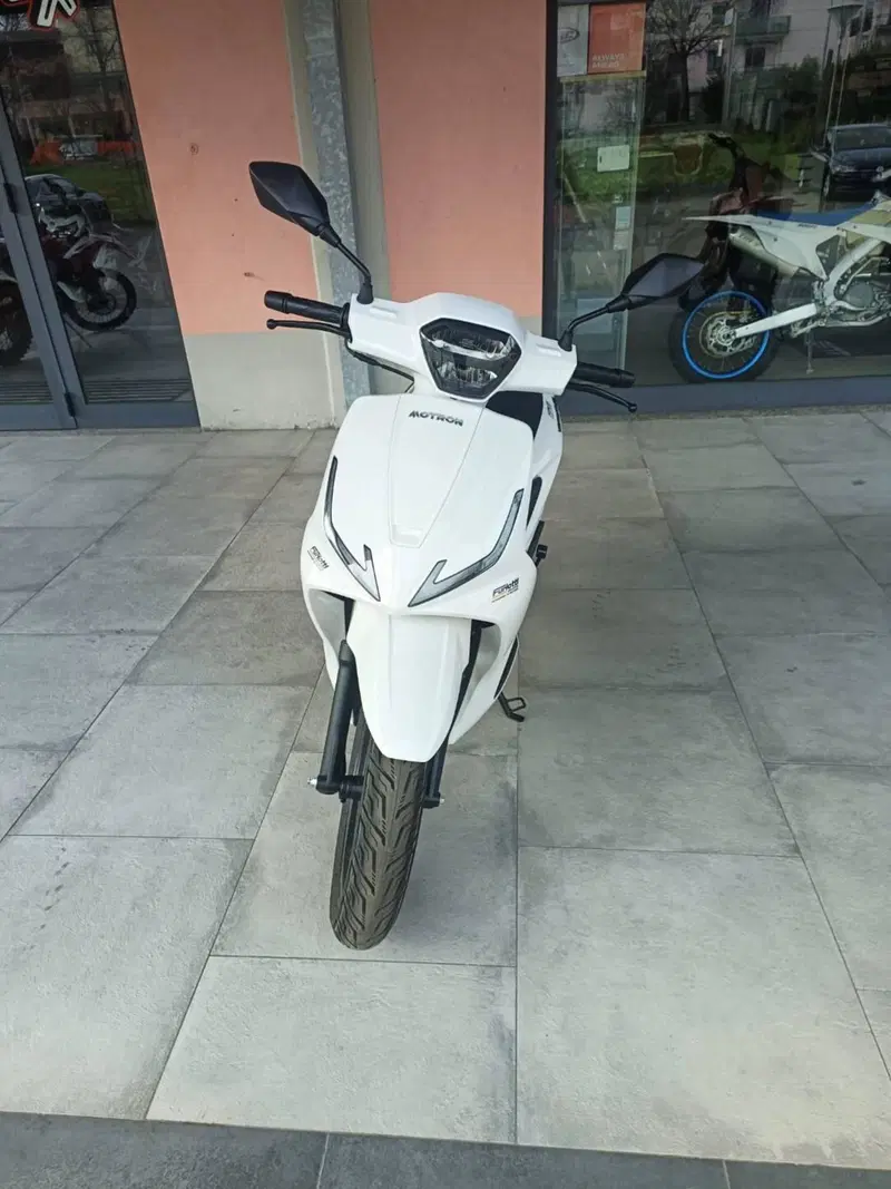 Motron Motorcycles Ventura 125 (2021 - 26) (4)