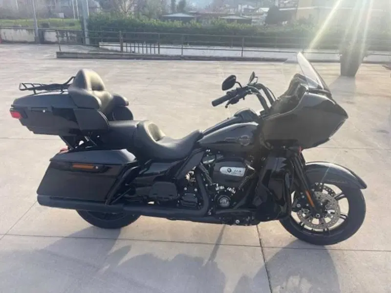 Harley-Davidson 114 Road Glide Limited (2020) - FLTRK