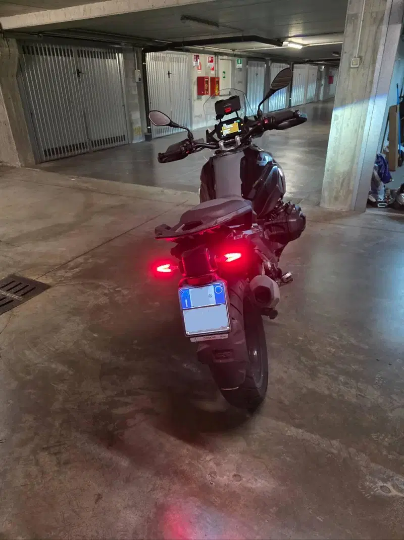 Bmw R 1300 GS Triple Black (2023 - 26) (4)