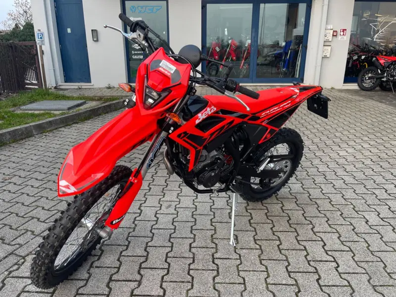 Betamotor RR 125 4T Enduro T (2025 - 26) (5)