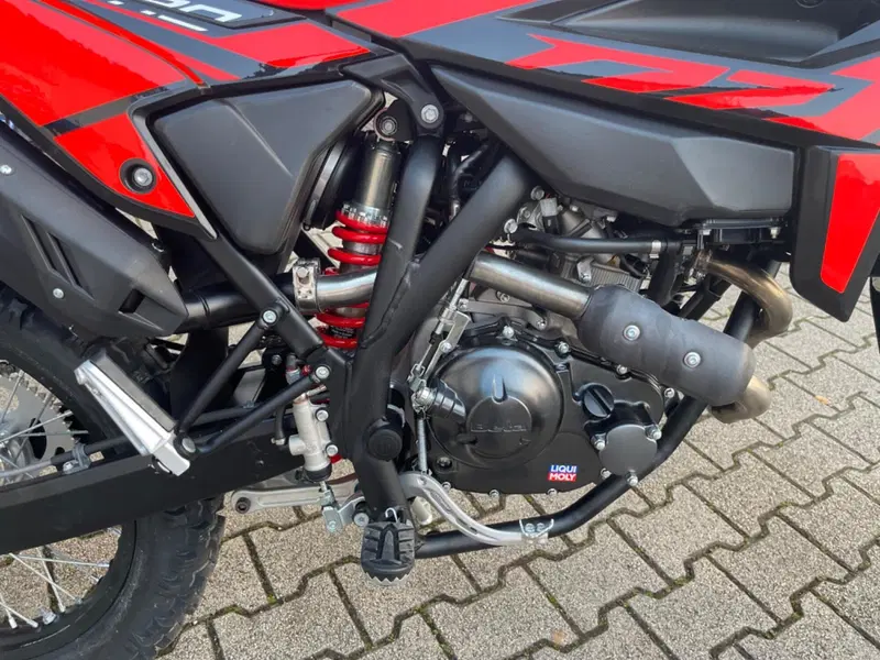 Betamotor RR 125 4T Enduro T (2025 - 26) (8)