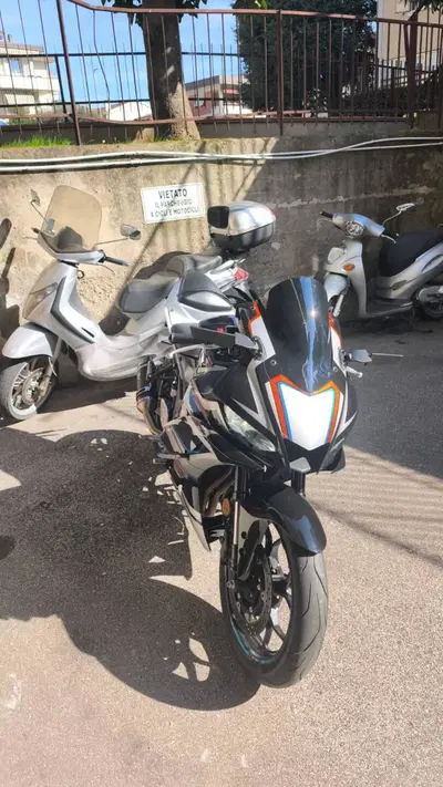 Yamaha YZF R3 (2021 - 24) usata