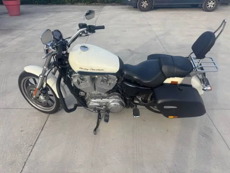 Harley-Davidson 883 SuperLow (2010 - 16) - XL 883L (3)