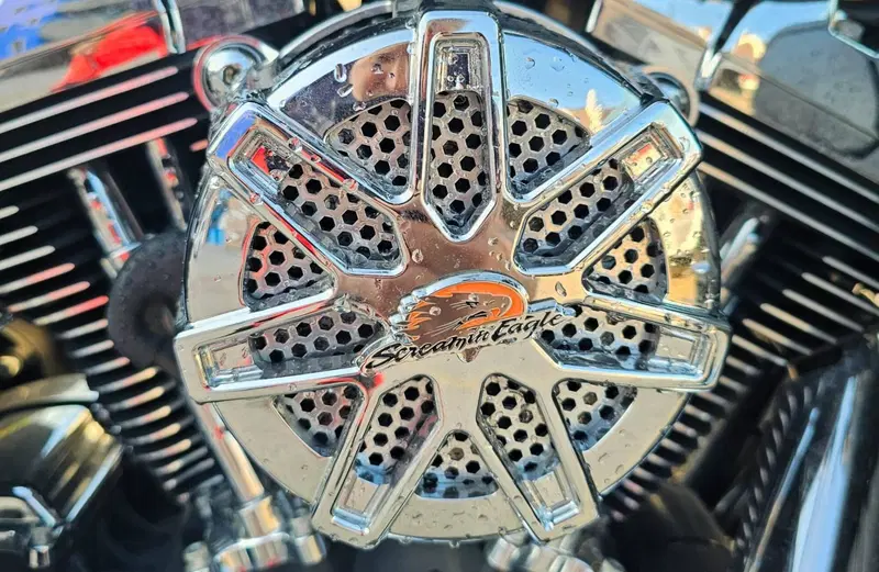 Harley-Davidson 1690 Electra Glide Ultra Limited Low (2014 - 16) - FLHTKL (2)