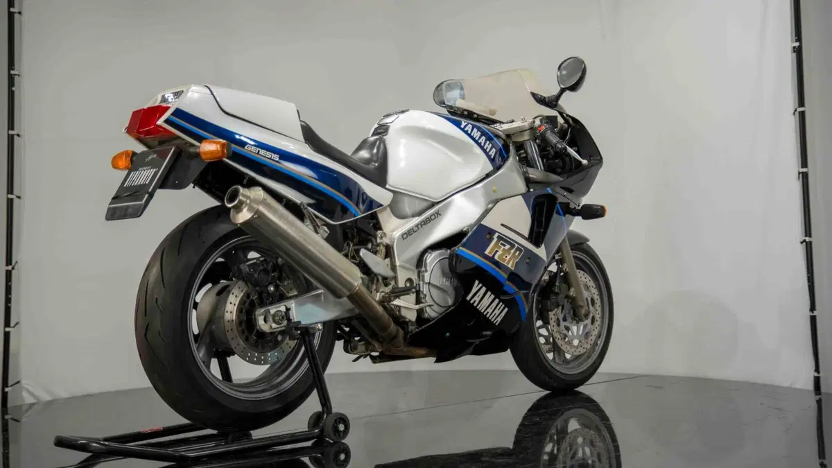 Yamaha FZR 1000 Exup (1989 - 90) (7)