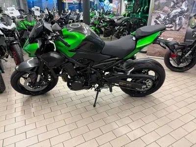 Kawasaki Z 900 (2025 - 26) nuova