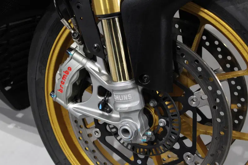 Aprilia RSV4 1100 Factory (2021 - 24) (8)