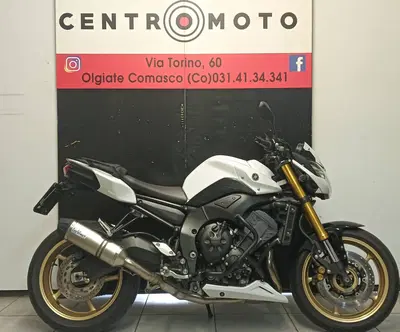 Yamaha FZ8 (2010 - 12) usata