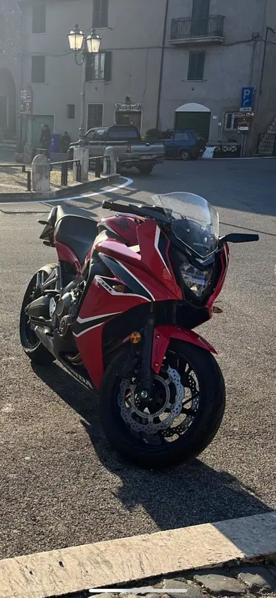 Honda CBR 650 F (2017 - 18) usata
