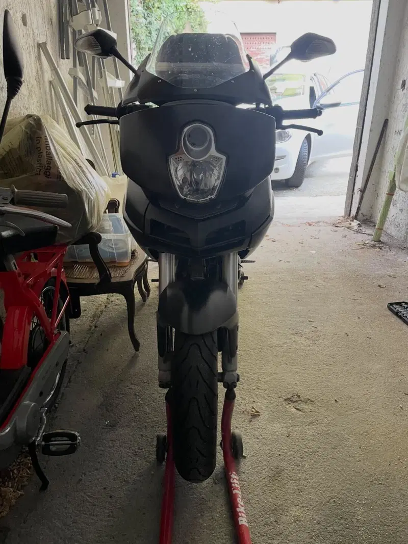 Ducati Multistrada 620 Dark SD (2005 - 07)