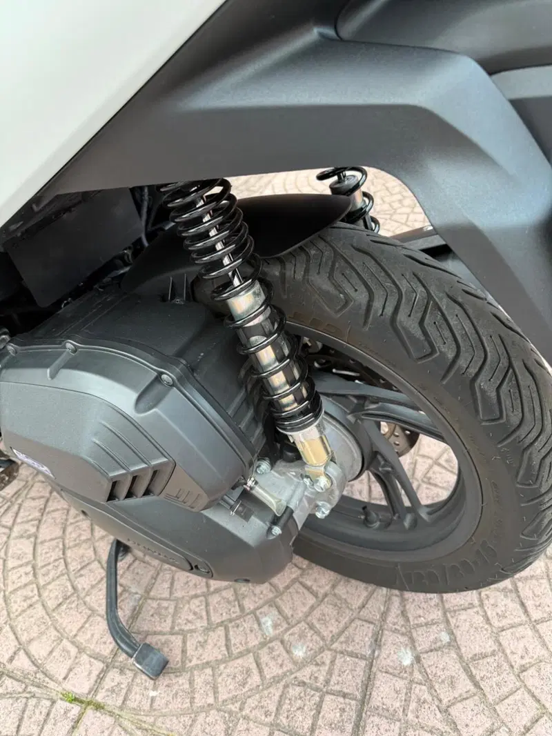 Honda SH 125i Sport (2024 - 25) (9)