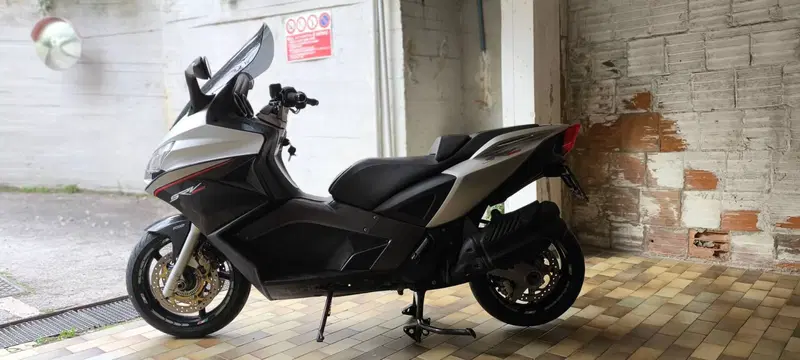 Aprilia SRV 850 ABS (2011 - 16) (4)