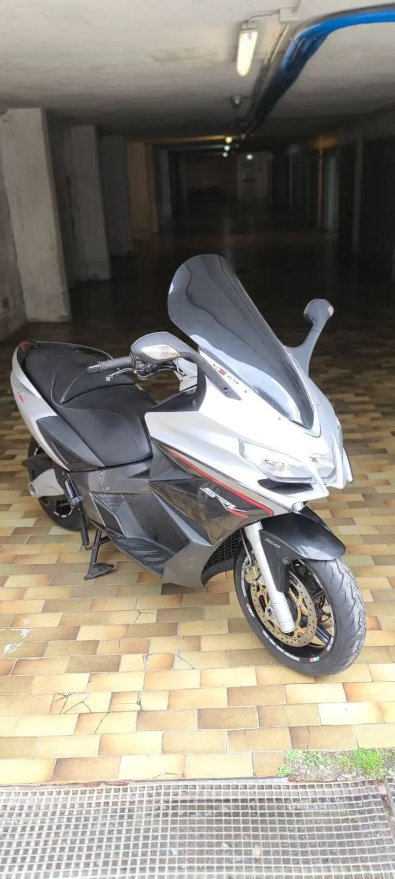 Aprilia SRV 850 ABS (2011 - 16) (8)