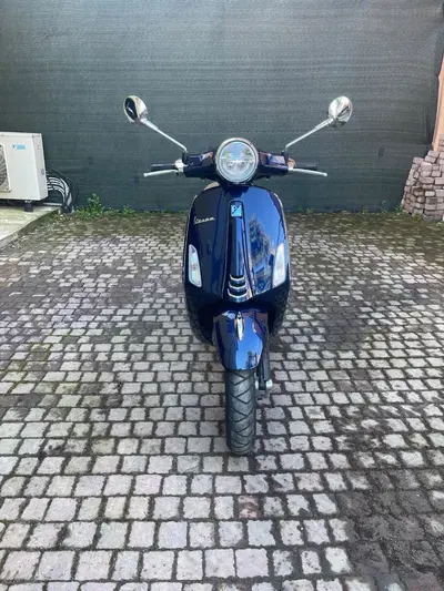 Vespa Primavera 50 (2024 - 25) usata