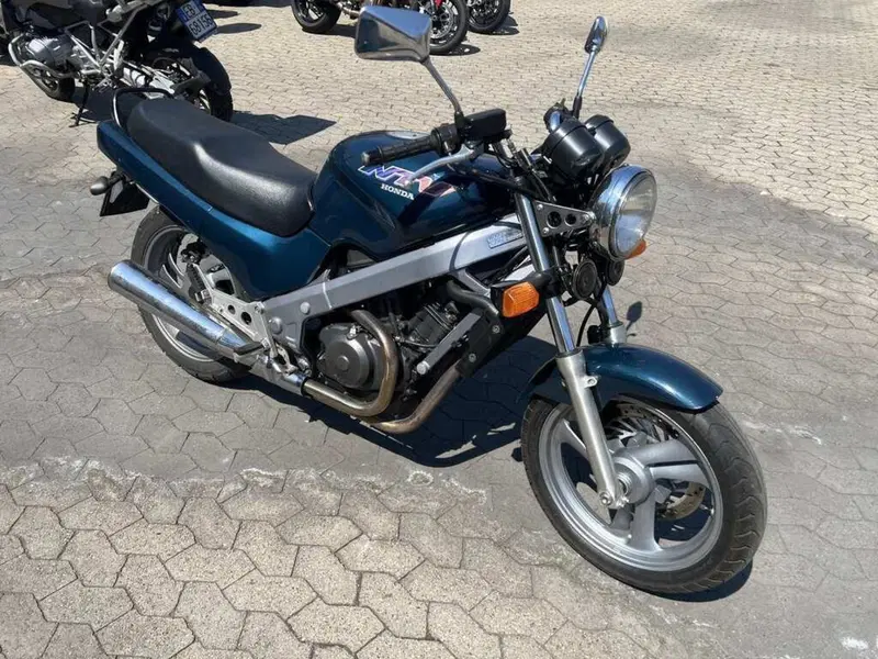Honda NTV 650 R (1994 - 98) (2)