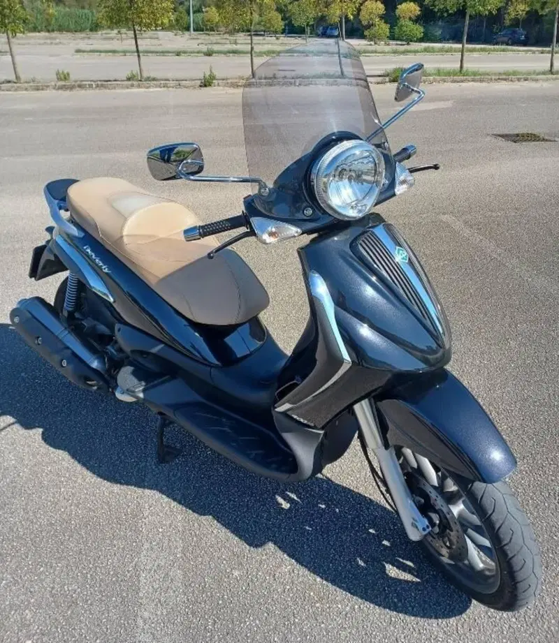 Piaggio Beverly 400 i.e. (2006 - 10)