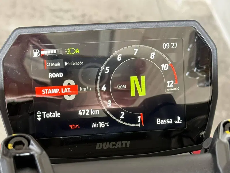 Ducati Streetfighter V2 S (2025 - 26) (3)