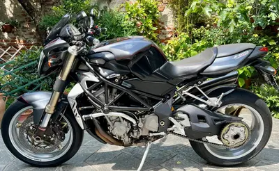 MV Agusta Brutale 910 S (2005 - 11) usata