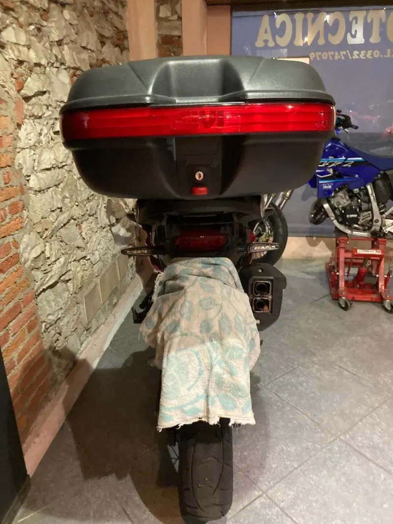 Honda Africa Twin CRF 1000L DCT ABS (2016 - 17) (4)