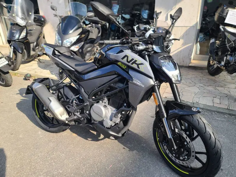 CFMOTO 300NK (2021 - 26)