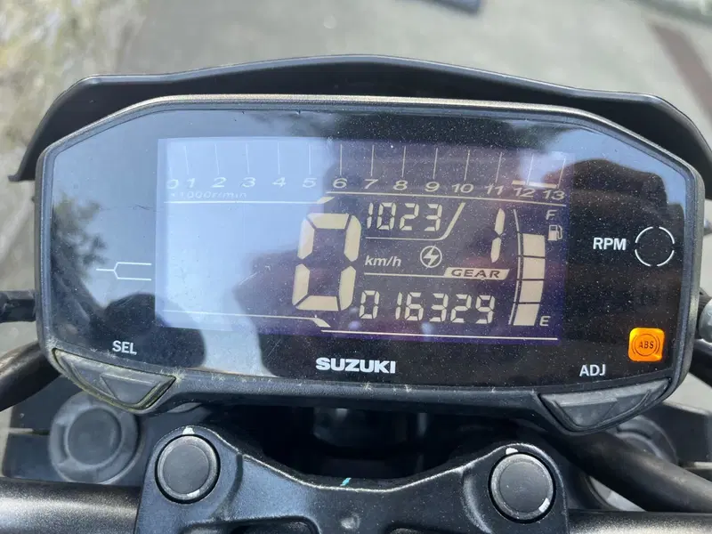 Suzuki GSX-S125 (2022 - 24) (7)