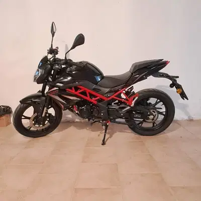 Benelli BN 125 (2021 - 25) usata