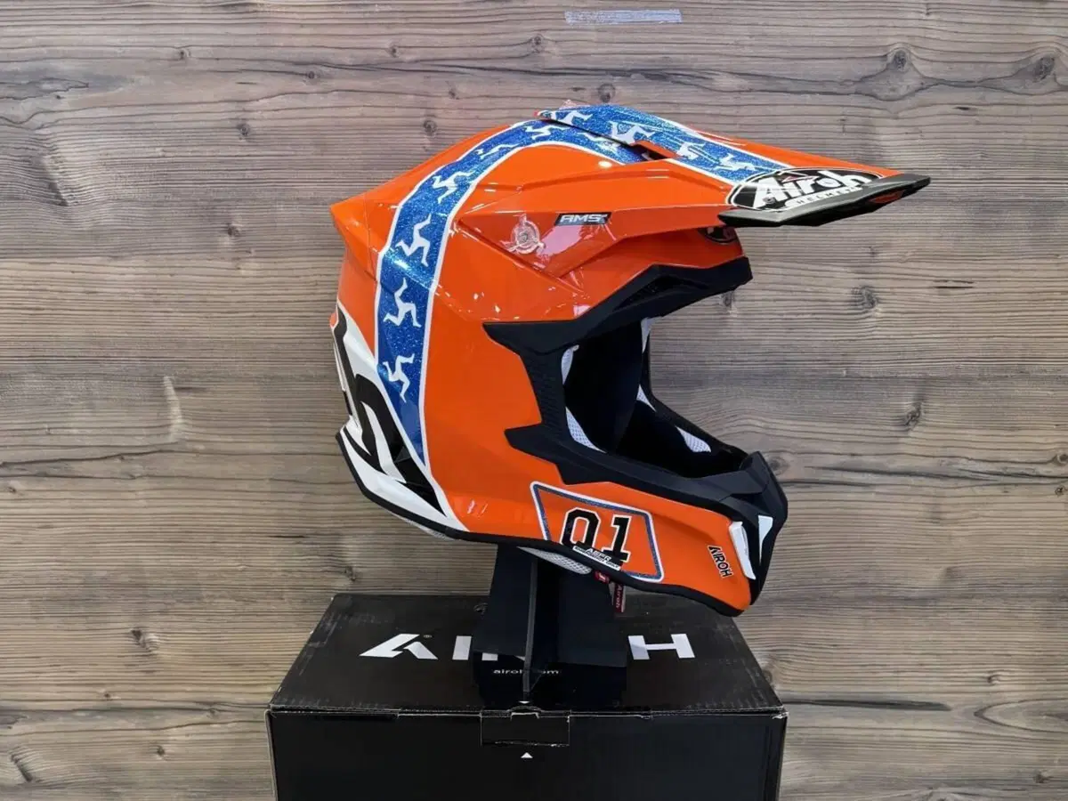 CASCO CROSS AIROH STRYKER (3)