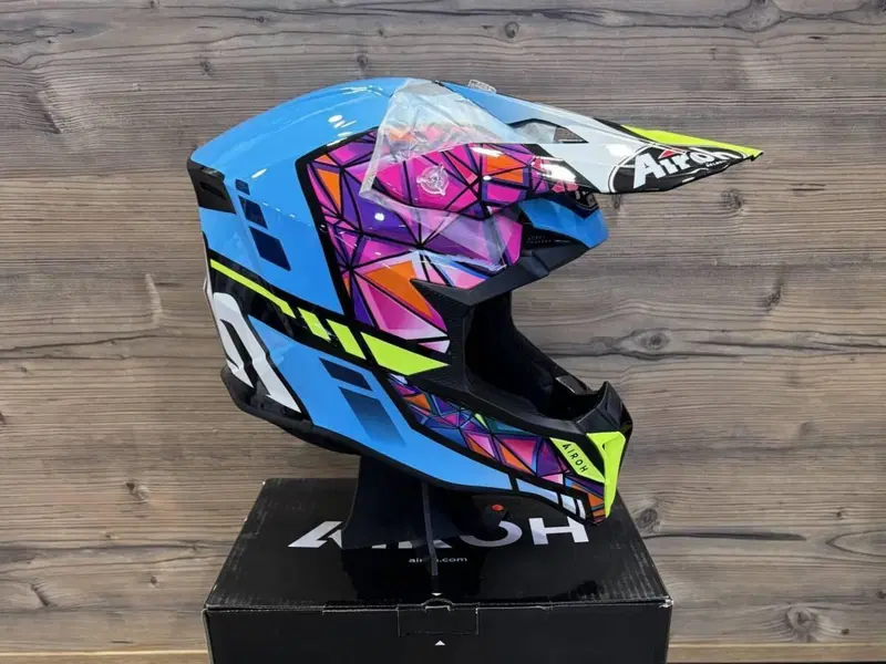 CASCO CROSS AIROH WRAAP (3)